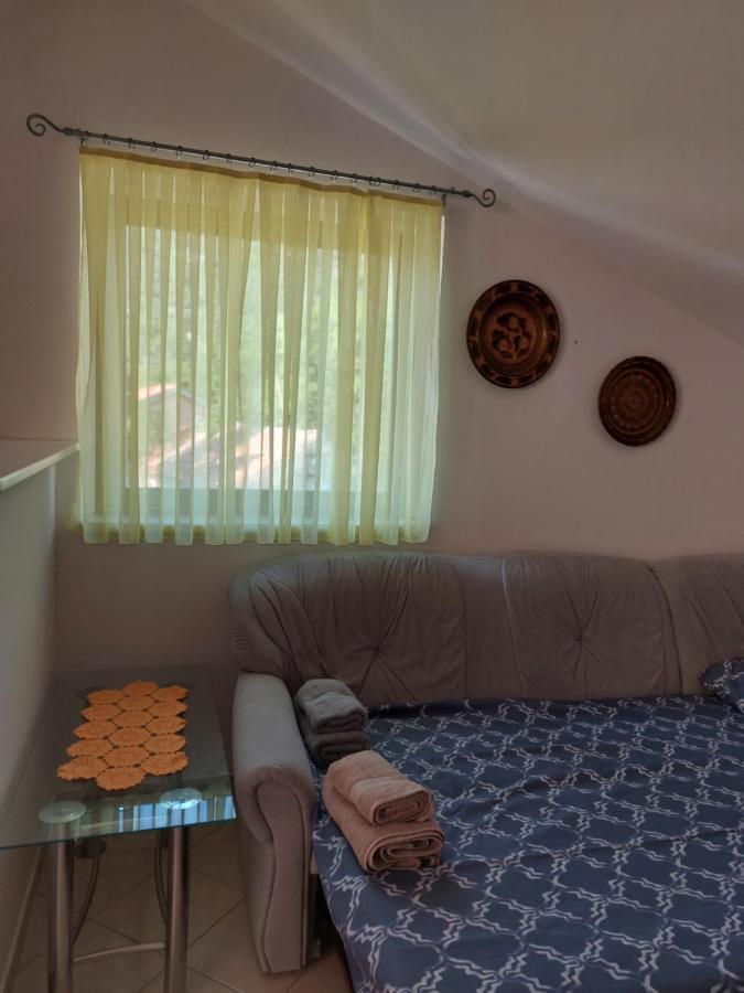 Apartmani Igercic Stinica Exteriör bild